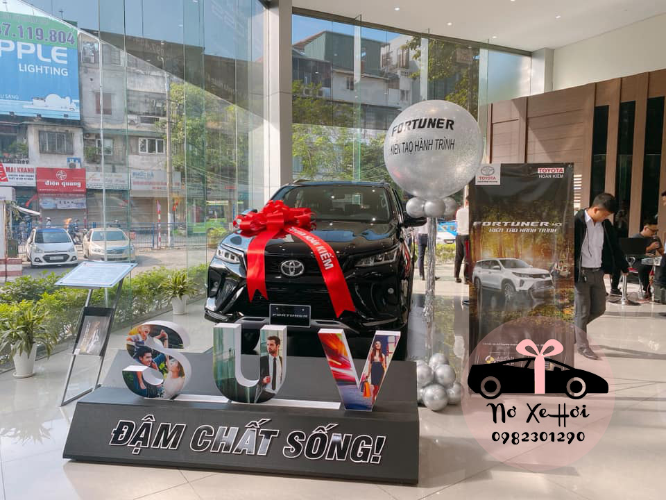 Nơ Xe Hơi Fortuner Hoàn Kiếm